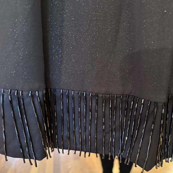 EXPRESS Flapper style mini cocktail‎ dress with pockets | Shimmer Grey - Picture 7 of 8